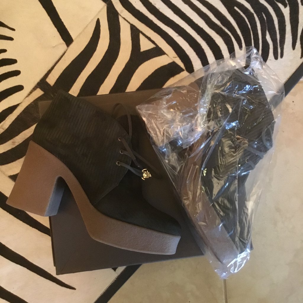 Chie Mihara Suede Boots Size 41 New (11 Us)